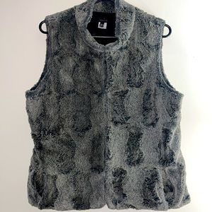 Gray chinchilla fur vest